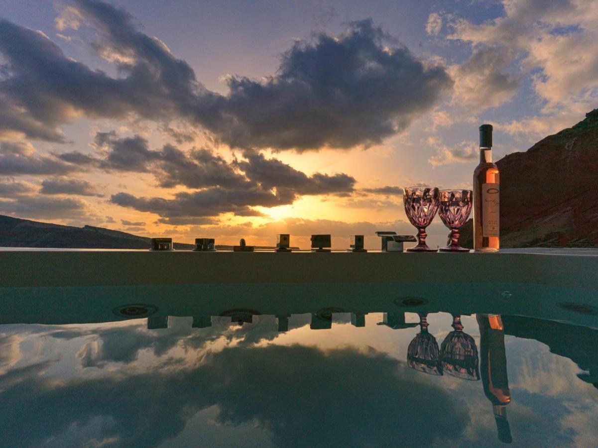 Secret Gem Suites Oía Exteriör bild